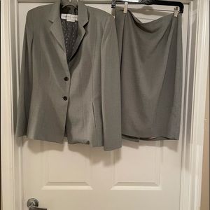 Beautiful power suit